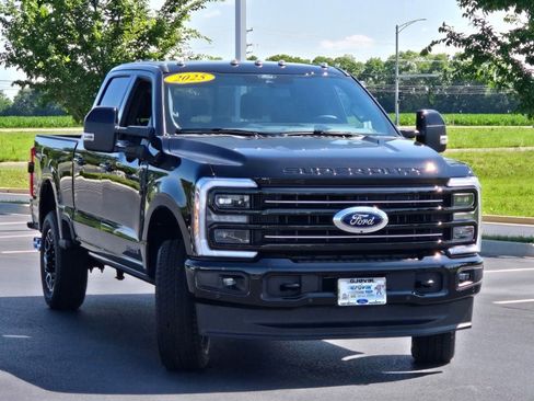 New 2025 Ford F250 Platinum image 3