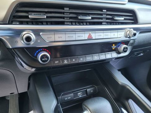 Certified 2022 Kia Telluride LX FWD image 22