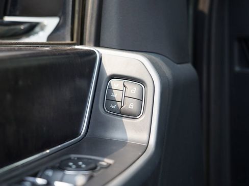 Used 2021 Ford F150 Lariat image 16