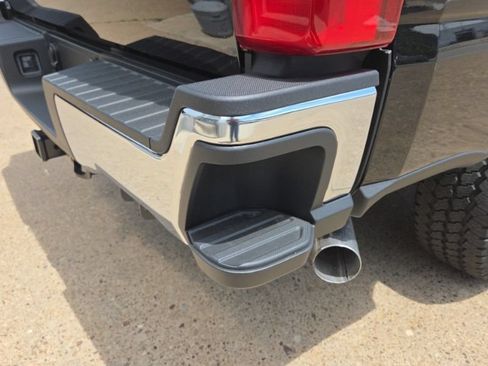 New 2026 Ford F350 XLT w/ FX4 Off-Road Package AWD/4WD image 12