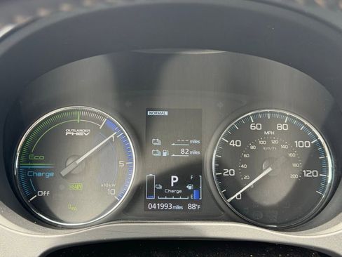 Used 2022 Mitsubishi Outlander GT image 19