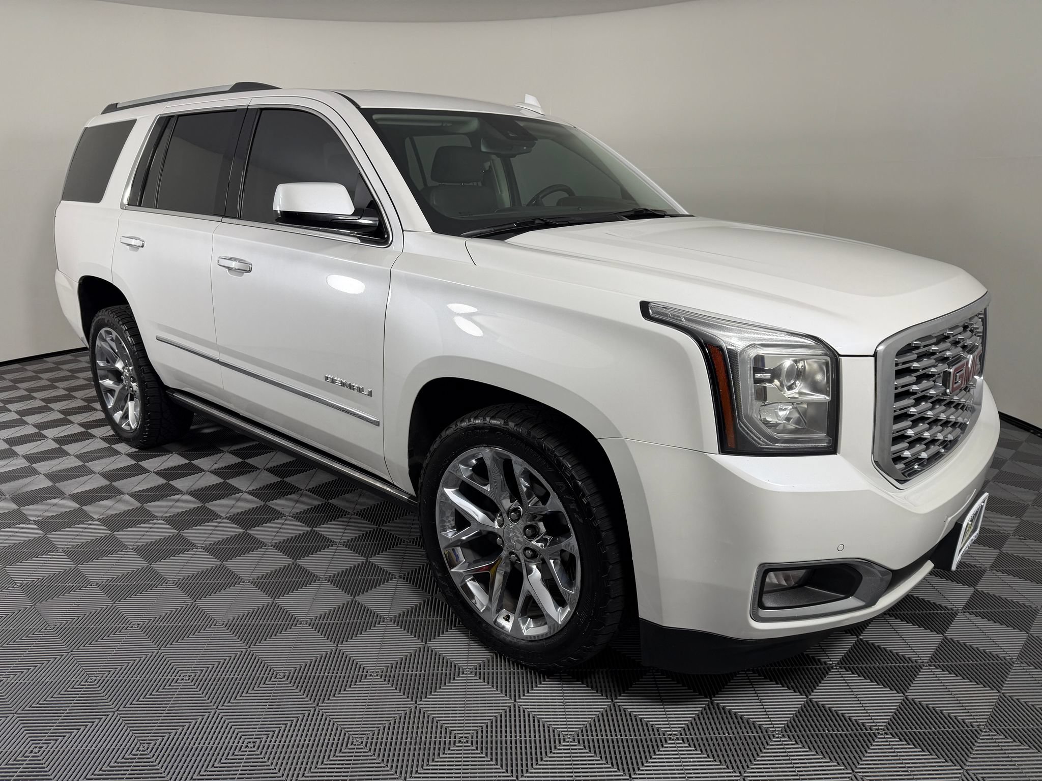 Used 2020 GMC Yukon Denali w/ Open Road Package AWD/4WD image 6