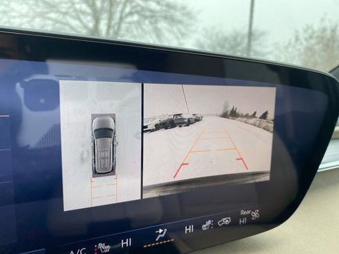 New 2025 Buick Enclave Preferred w/ LPO, Floor Liner Package image 27