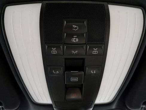 Used 2012 Mercedes-Benz E 350 4MATIC Sedan image 28