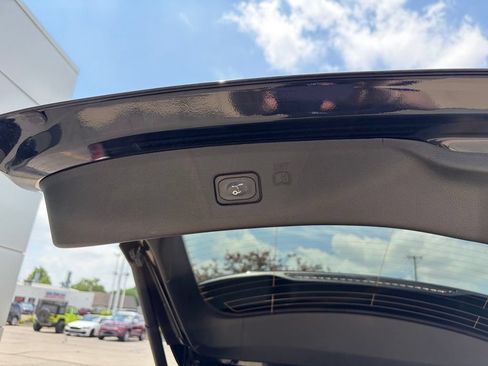 Certified 2023 Ford Edge SEL w/ Convenience Package AWD/4WD image 32