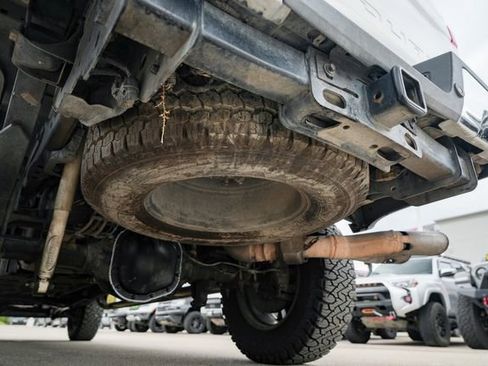 Used 2017 Ford F250 Lariat w/ Lariat Ultimate Package image 7