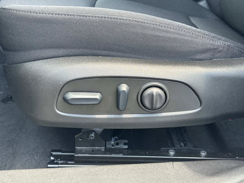 Used 2023 Chevrolet Malibu LT FWD image 24