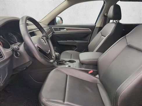Used 2020 Volkswagen Atlas SE w/ Panoramic Sunroof Package FWD image 16
