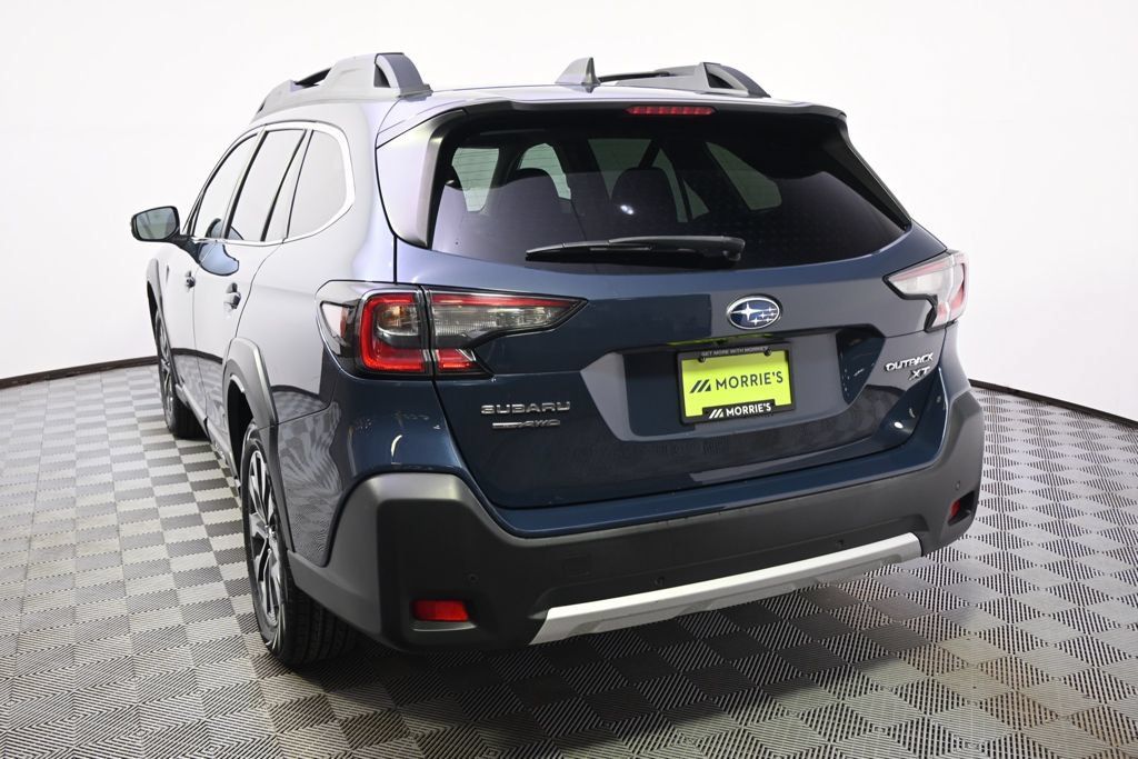 Used 2023 Subaru Outback Limited XT AWD/4WD image 4