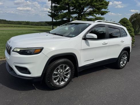 Used 2020 Jeep Cherokee Latitude Lux w/ Quick Order Package 26H Lux AWD/4WD image 2