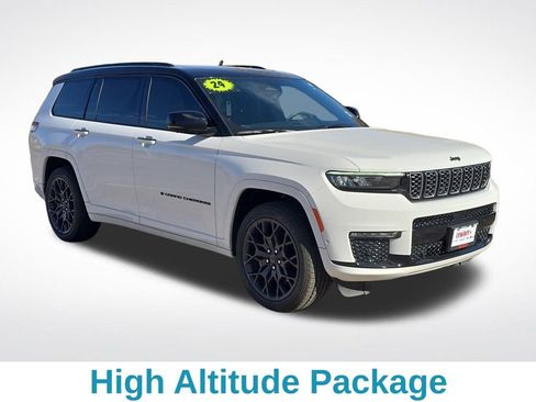 Used 2024 Jeep Grand Cherokee L Summit w/ Advanced Protech Group IV AWD/4WD image 9