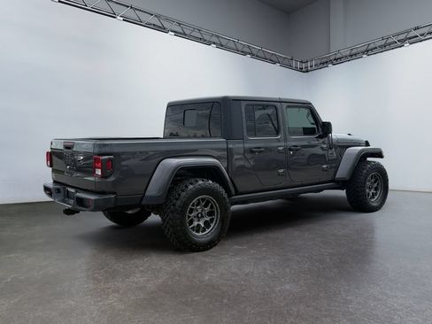 Used 2021 Jeep Gladiator Sport AWD/4WD image 3