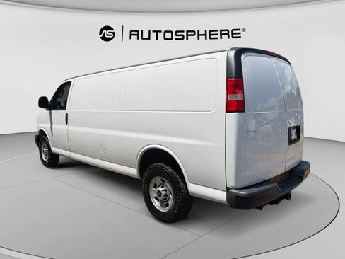 Used 2023 GMC Savana 2500 Extended w/ Driver Convenience Package RWD image 6