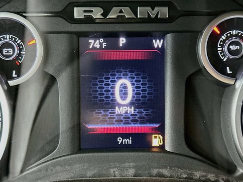 New 2026 RAM 1500 Express AWD/4WD image 11