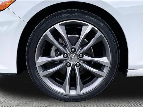 Used 2024 Chevrolet Malibu LT FWD image 21