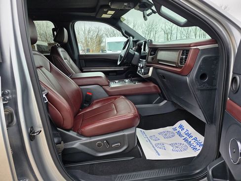 Used 2024 Ford Expedition Limited AWD/4WD image 44