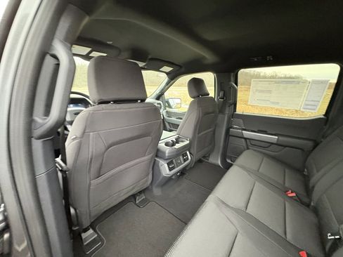 New 2026 Ford F150 XLT w/ XLT Black Appearance Package image 21