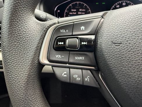 Used 2018 Honda Accord LX image 12