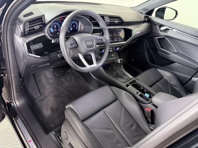 Certified 2024 Audi Q3 2.0T Premium Plus AWD/4WD image 11