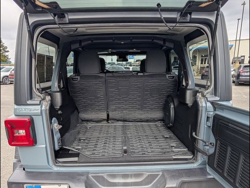 Used 2024 Jeep Wrangler Willys image 20