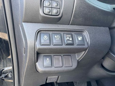 Used 2015 Nissan Leaf S w/ Charge Package image 26