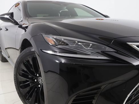 Used 2019 Lexus LS 500 AWD w/ Interior Upgrade Package image 21