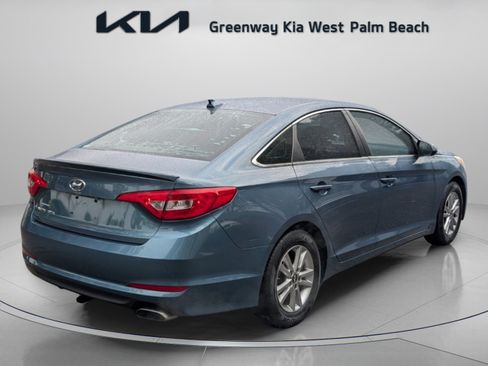 Used 2017 Hyundai Sonata SE FWD image 8