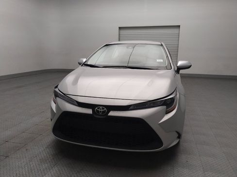 Used 2022 Toyota Corolla LE FWD image 15