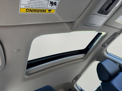 Used 2026 Honda CR-V EX-L image 7