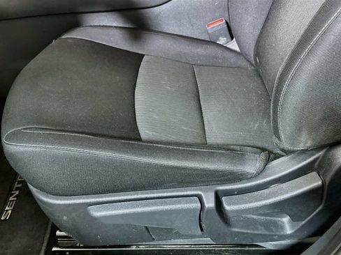 Used 2021 Nissan Sentra SV FWD image 23