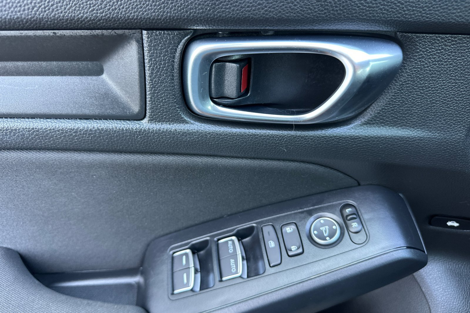 Used 2025 Honda Civic Sport image 11