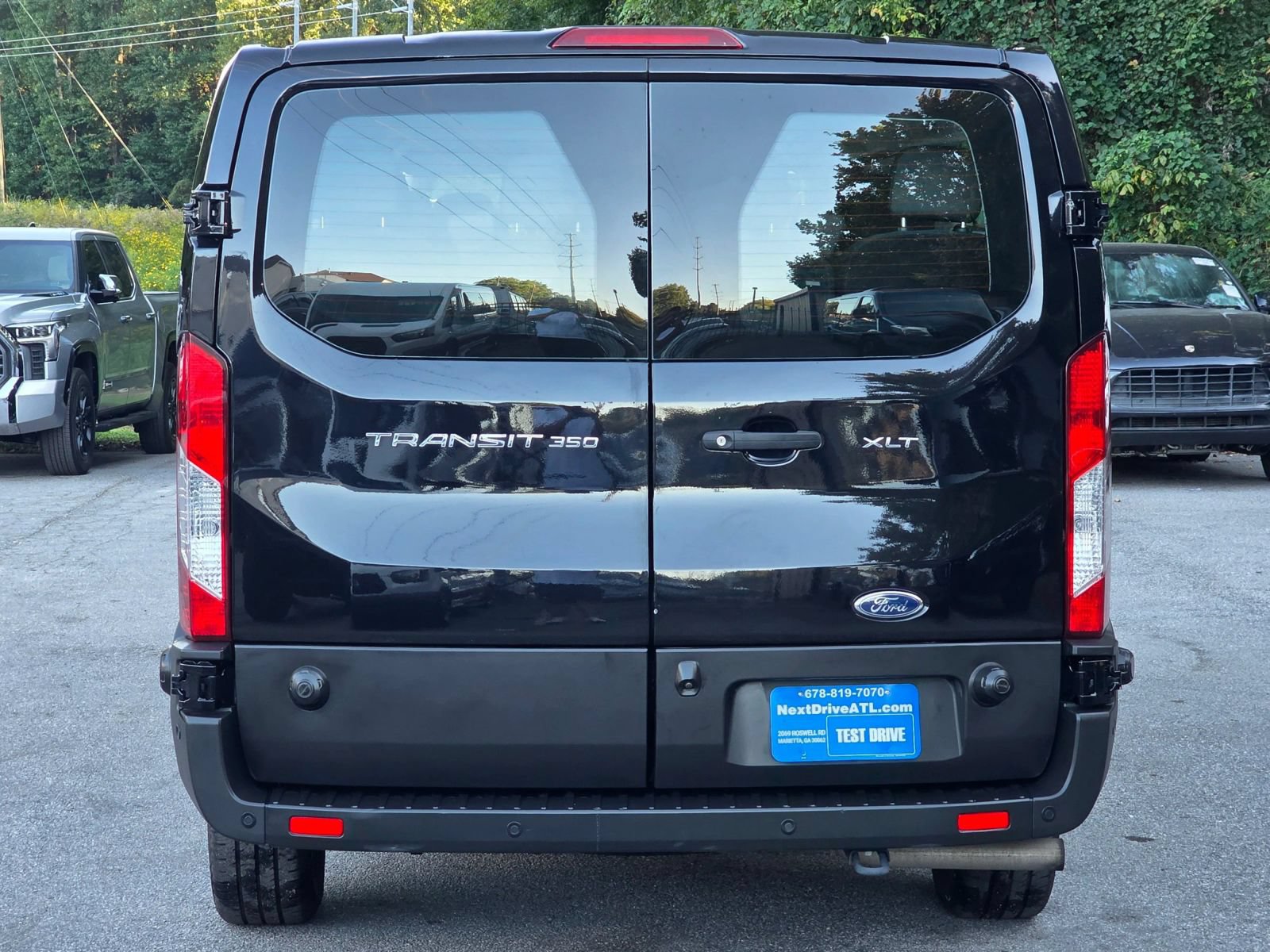 Used 2024 Ford Transit 350 XLT RWD image 6