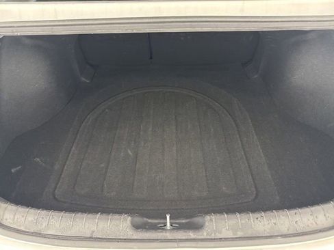 Used 2025 Hyundai Elantra SEL FWD image 30