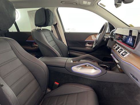 Certified 2026 Mercedes-Benz GLS 450 4MATIC image 20