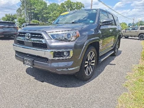 Used 2023 Toyota 4Runner Limited AWD/4WD image 8