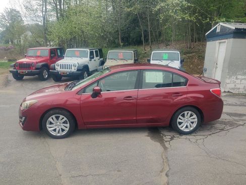 Used 2015 Subaru Impreza 2.0i Premium AWD/4WD image 3