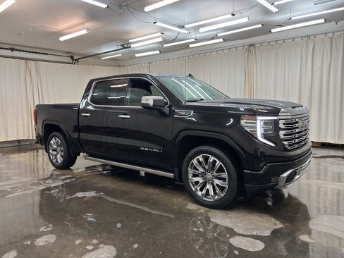Used 2023 GMC Sierra 1500 Denali image 4