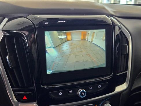 Certified 2019 Chevrolet Traverse LT FWD image 35
