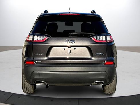 Certified 2022 Jeep Cherokee Latitude Lux w/ Sun & Sound Group image 7