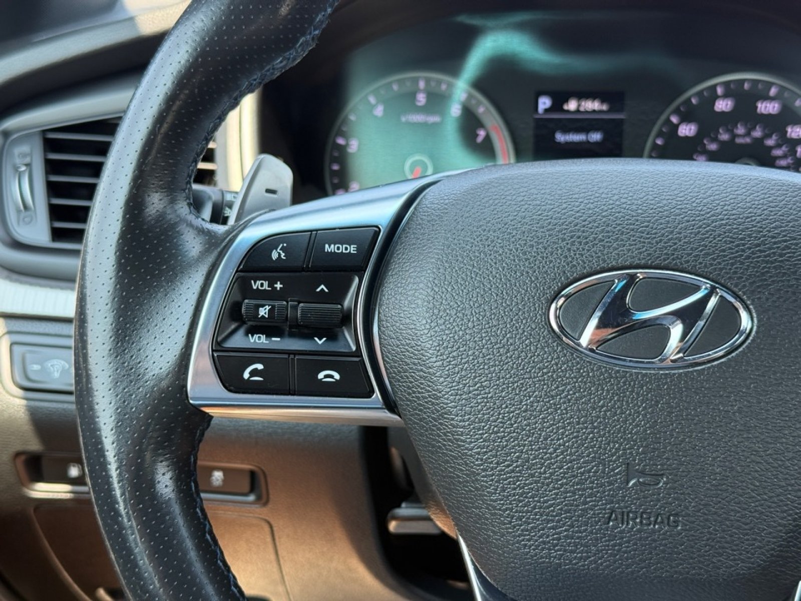 Used 2018 Hyundai Sonata Limited FWD image 22