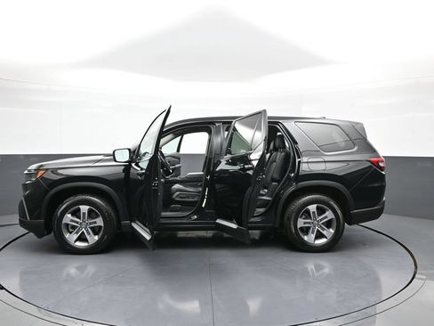 Certified 2023 Honda Pilot EX-L image 45