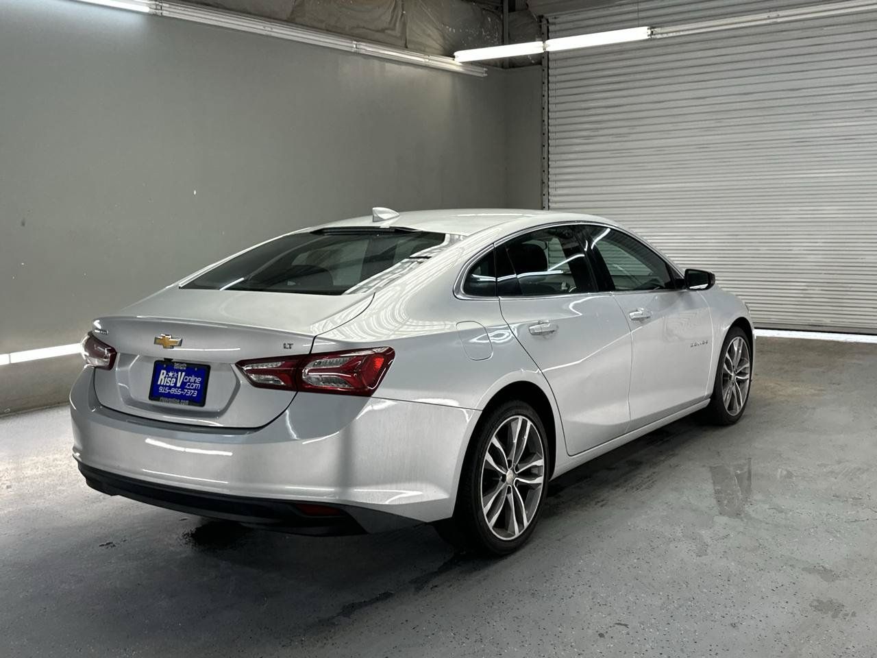 Used 2022 Chevrolet Malibu LT FWD image 8