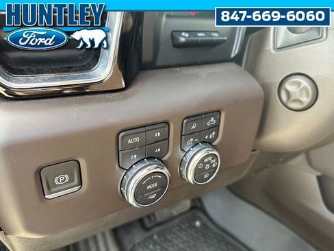 Used 2022 GMC Sierra 1500 Denali w/ Denali Reserve Package image 17