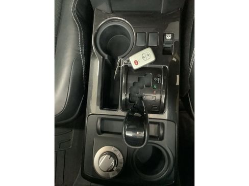 Used 2019 Toyota 4Runner Limited AWD/4WD image 20