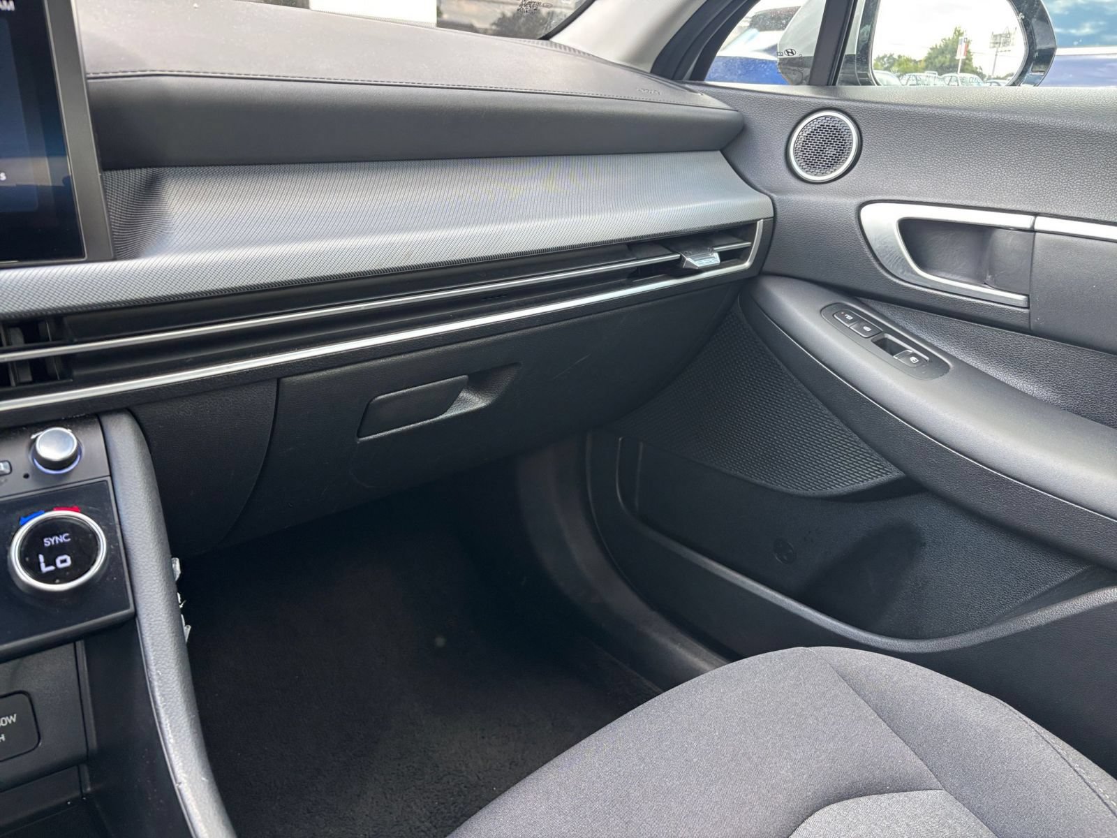 Used 2025 Hyundai Sonata SEL FWD image 34