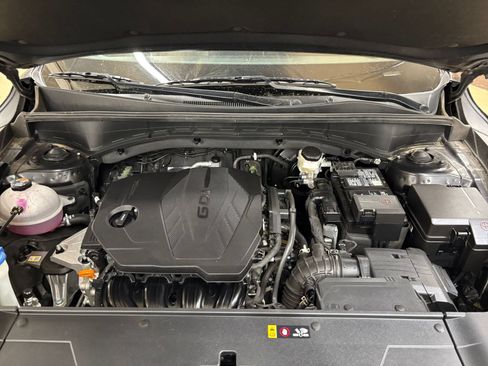 Used 2024 Kia Sorento S AWD/4WD image 35