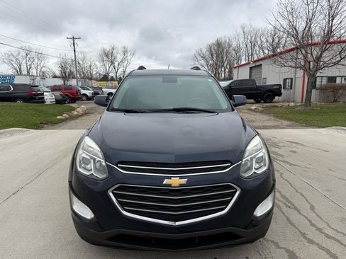 Used 2017 Chevrolet Equinox LT w/ Convenience Package FWD image 2