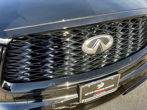 Used 2025 INFINITI QX60 Luxe w/ Black Edition image 9