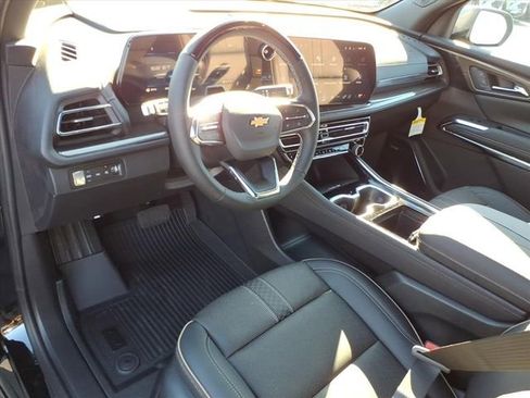 New 2026 Chevrolet Traverse High Country w/ LPO, Floor Liner Package AWD/4WD image 5