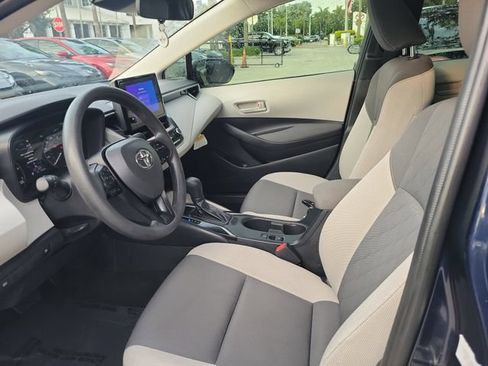 Used 2025 Toyota Corolla LE w/ LE Premium Package FWD image 10